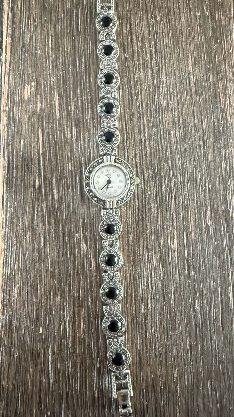Vintage Sterling Silver 925 Marcasite and Black Onyx Quartz Bracelet Watch
